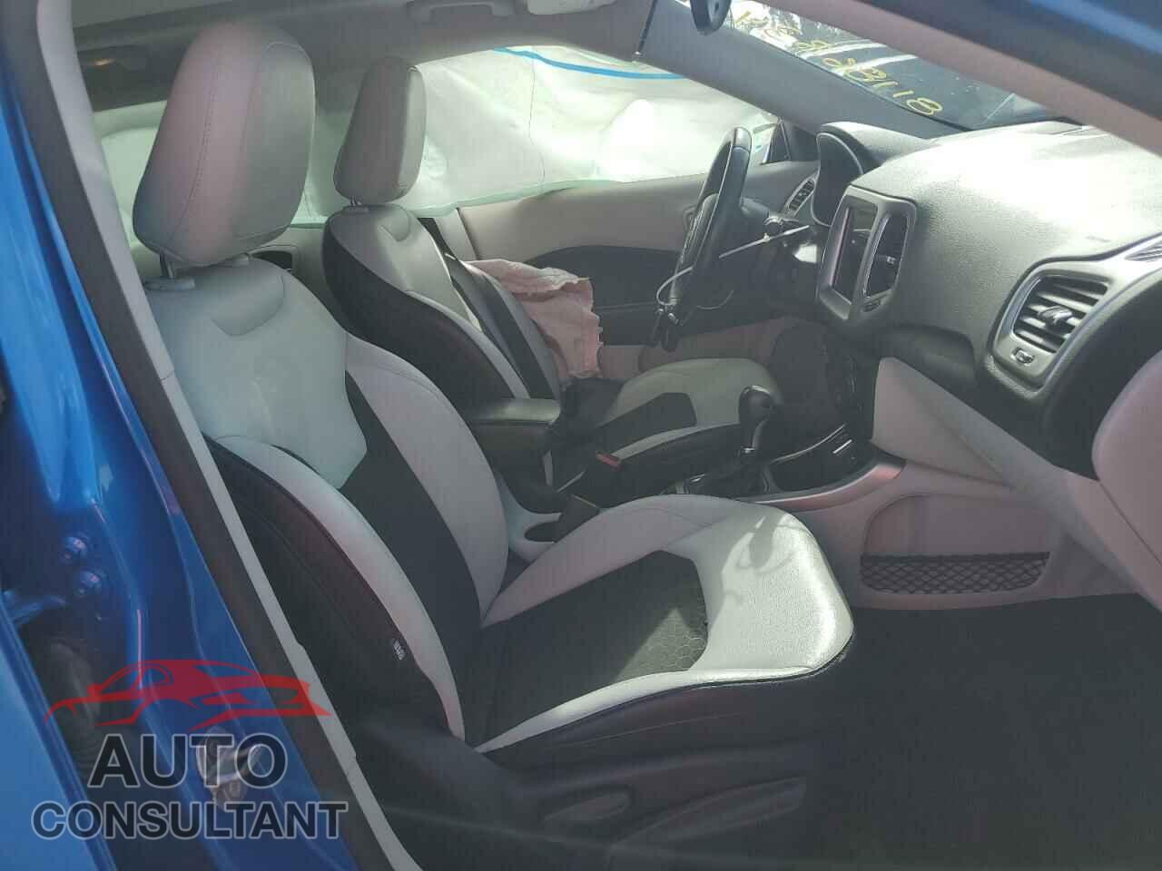 JEEP COMPASS 2018 - 3C4NJCBB5JT240278