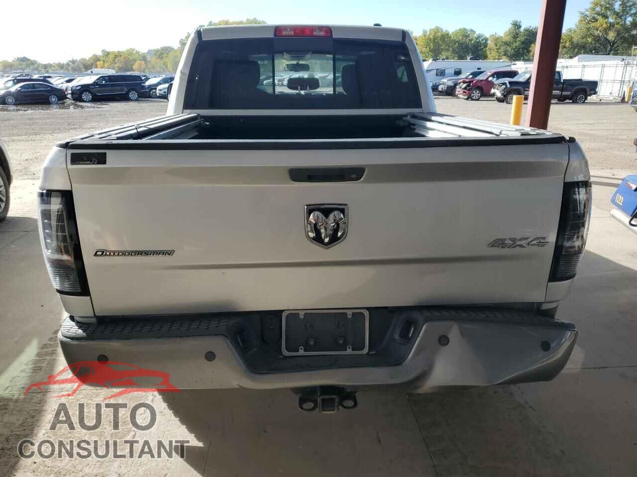 DODGE RAM 1500 2012 - 1C6RD7LT8CS311301