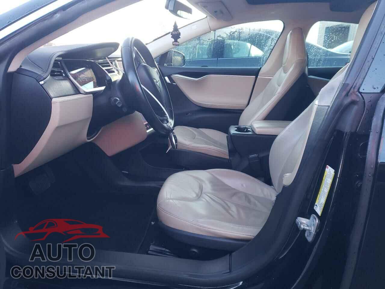 TESLA MODEL S 2013 - 5YJSA1AG6DFP04685