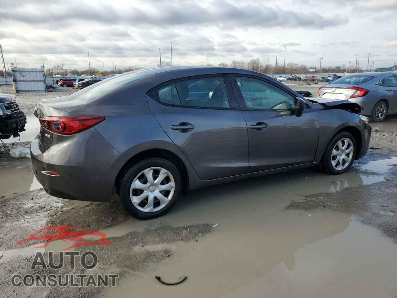 MAZDA 3 2018 - 3MZBN1U72JM209596