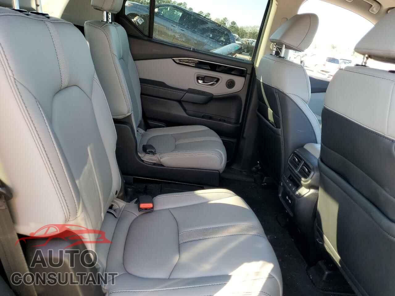 HONDA PILOT 2023 - 5FNYG2H73PB007631