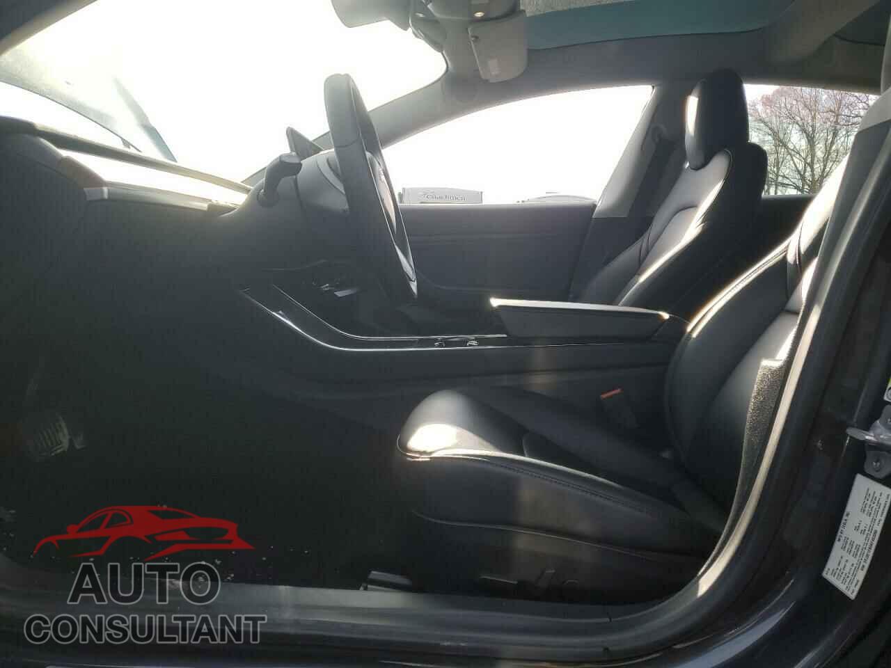 TESLA MODEL 3 2019 - 5YJ3E1EB5KF453095