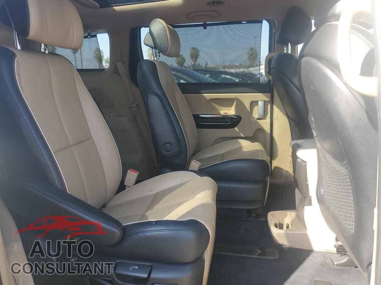 KIA SEDONA 2015 - KNDME5C19F6044119