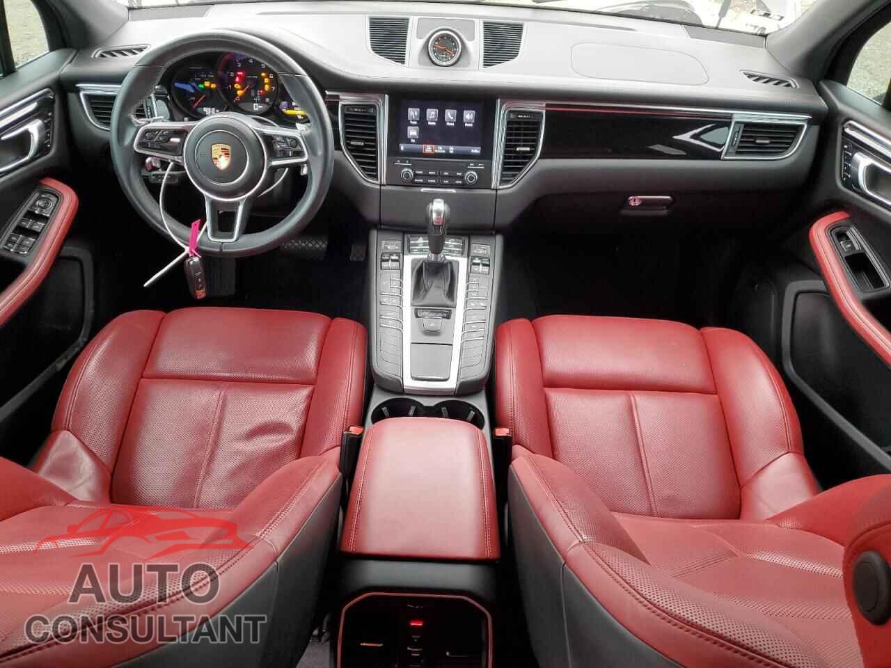 PORSCHE MACAN 2018 - WP1AA2A50JLB22685