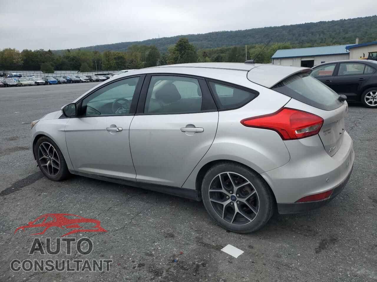FORD FOCUS 2017 - 1FADP3M25HL274255