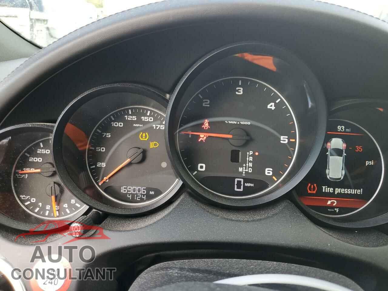 PORSCHE CAYENNE 2013 - WP1AF2A27DLA28072