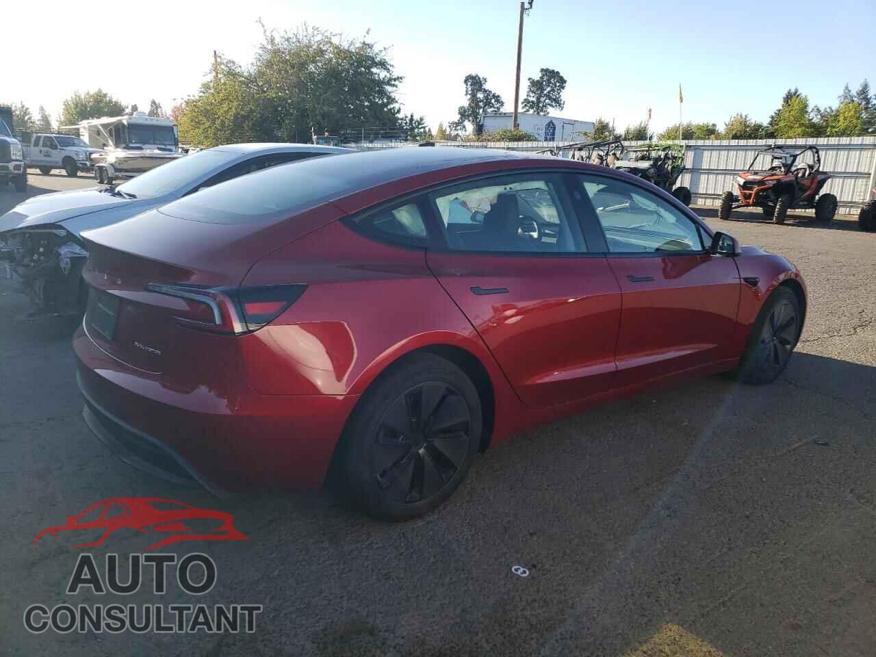 TESLA MODEL 3 2025 - 5YJ3E1EB0SF894648