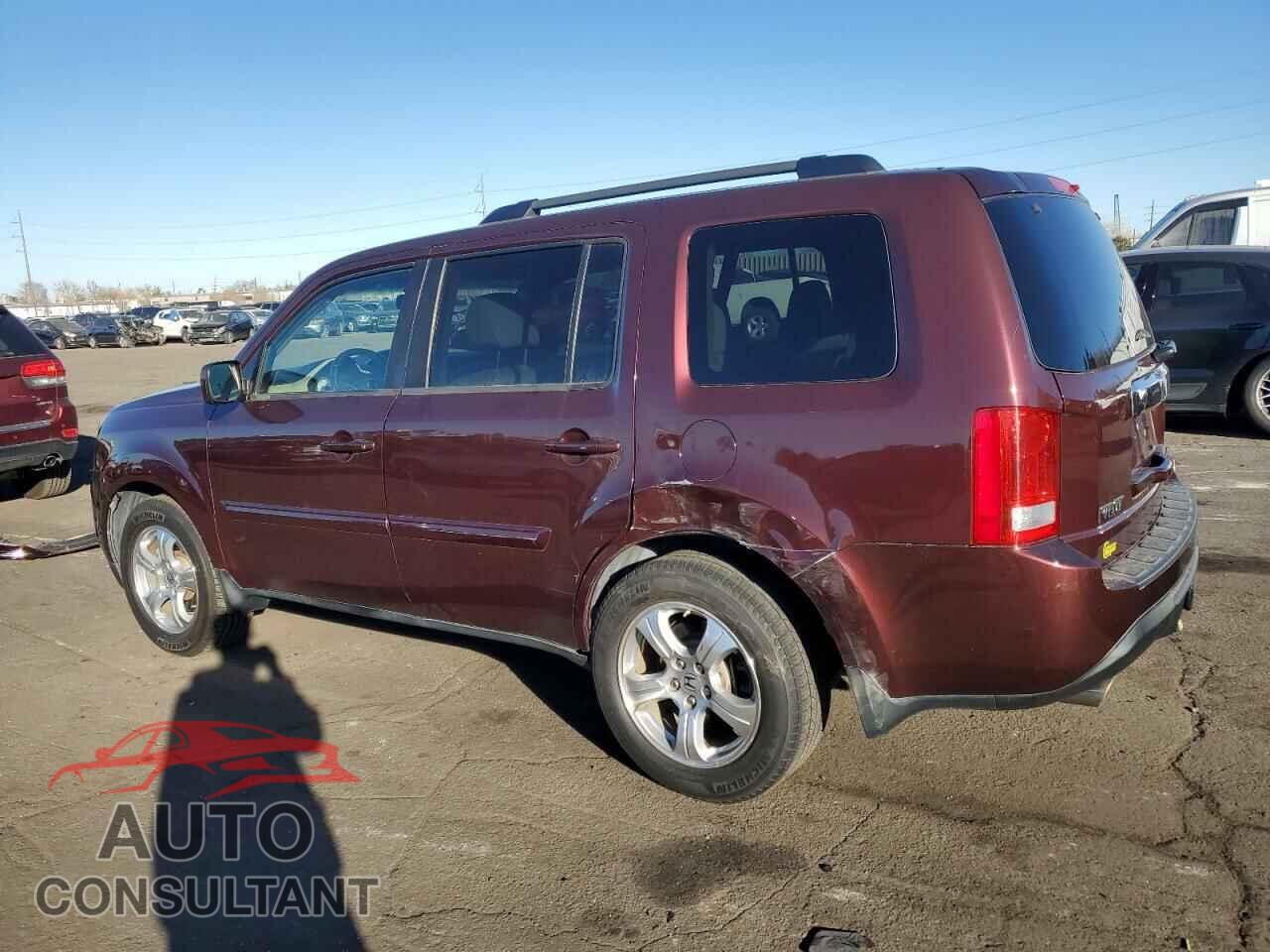 HONDA PILOT 2013 - 5FNYF4H50DB032320