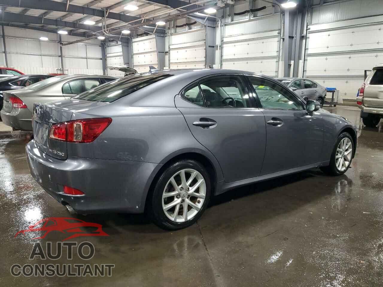 LEXUS IS 2012 - JTHCF5C24C5052811