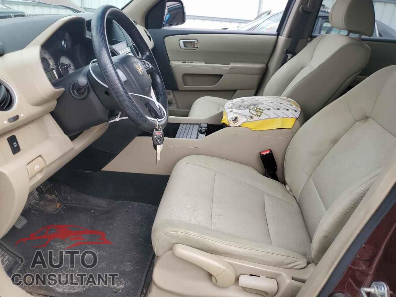 HONDA PILOT 2011 - 5FNYF3H21BB030265