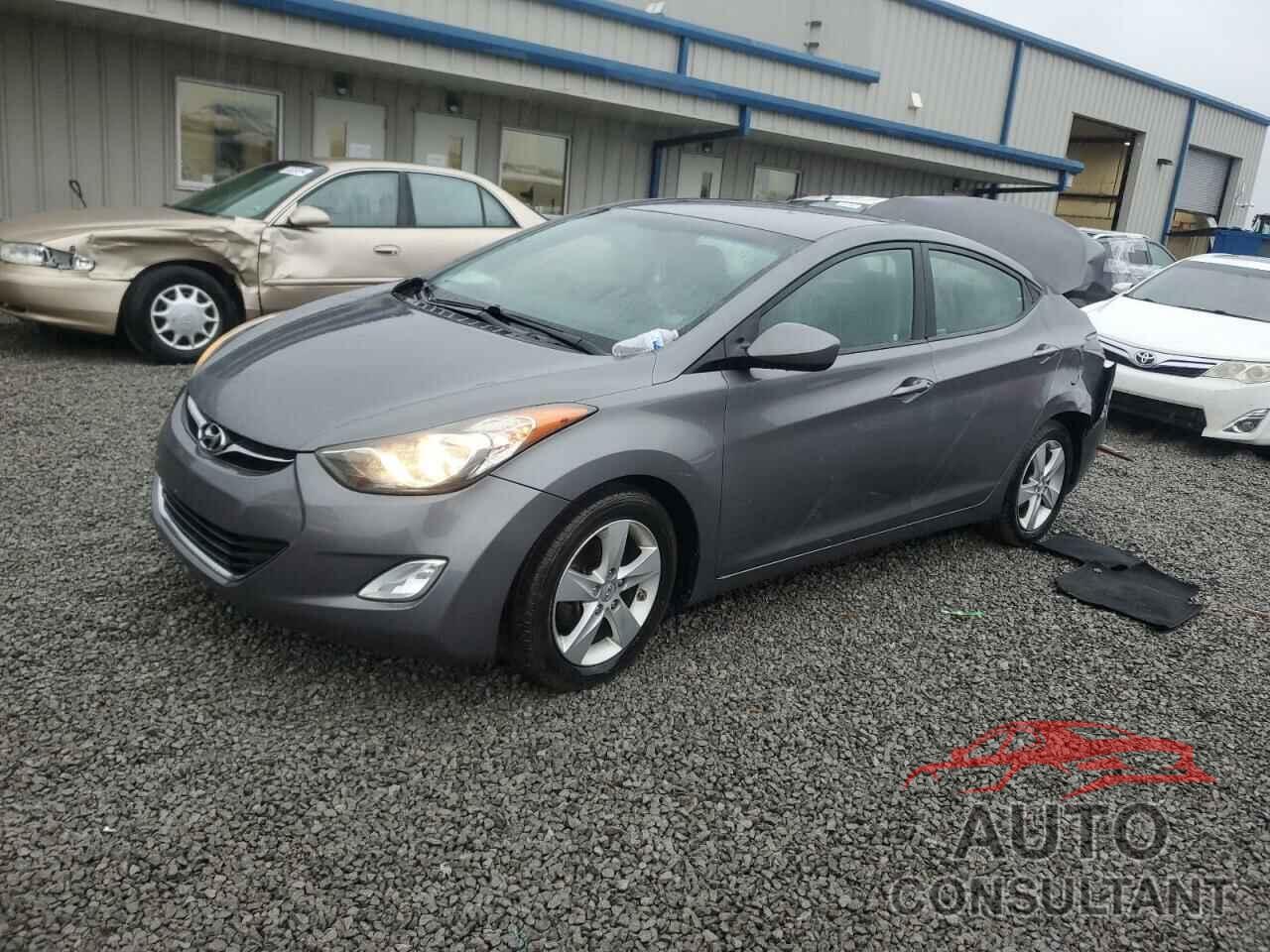 HYUNDAI ELANTRA 2013 - 5NPDH4AE3DH280131