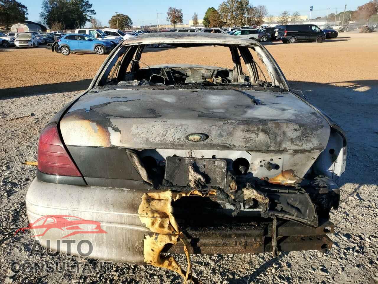 FORD CROWN VIC 2010 - 2FABP7BV2AX143630