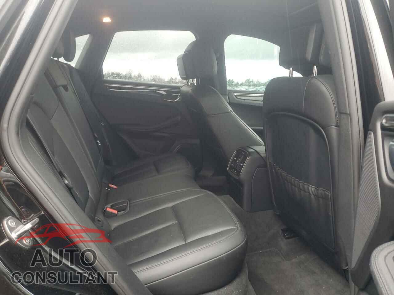 PORSCHE MACAN 2016 - WP1AB2A58GLB56654