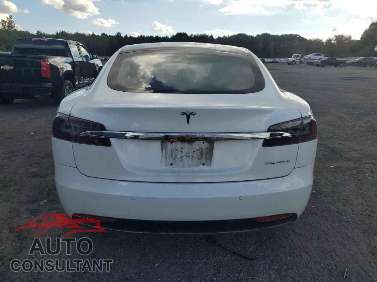TESLA MODEL S 2020 - 5YJSA1E23LF385257