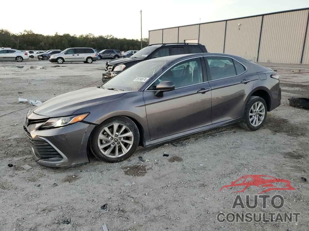 TOYOTA CAMRY 2023 - 4T1C11AKXPU106132