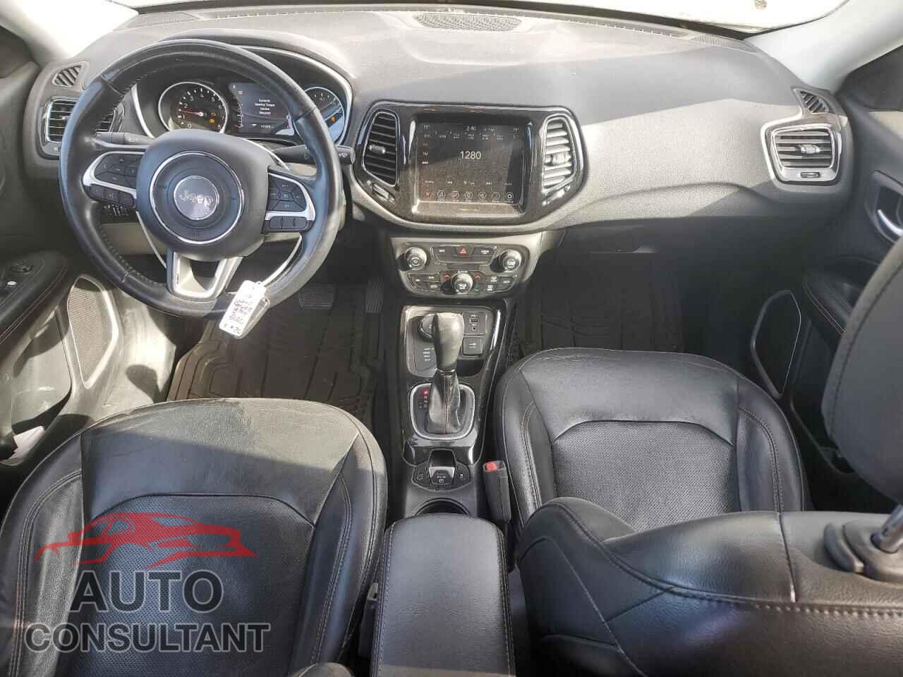JEEP COMPASS 2019 - 3C4NJDCB8KT776020