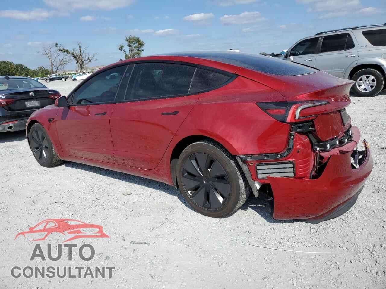 TESLA MODEL 3 2024 - 5YJ3E1EB4RF825214
