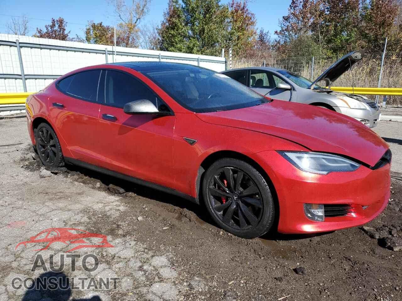 TESLA MODEL S 2013 - 5YJSA1CN6DFP24656