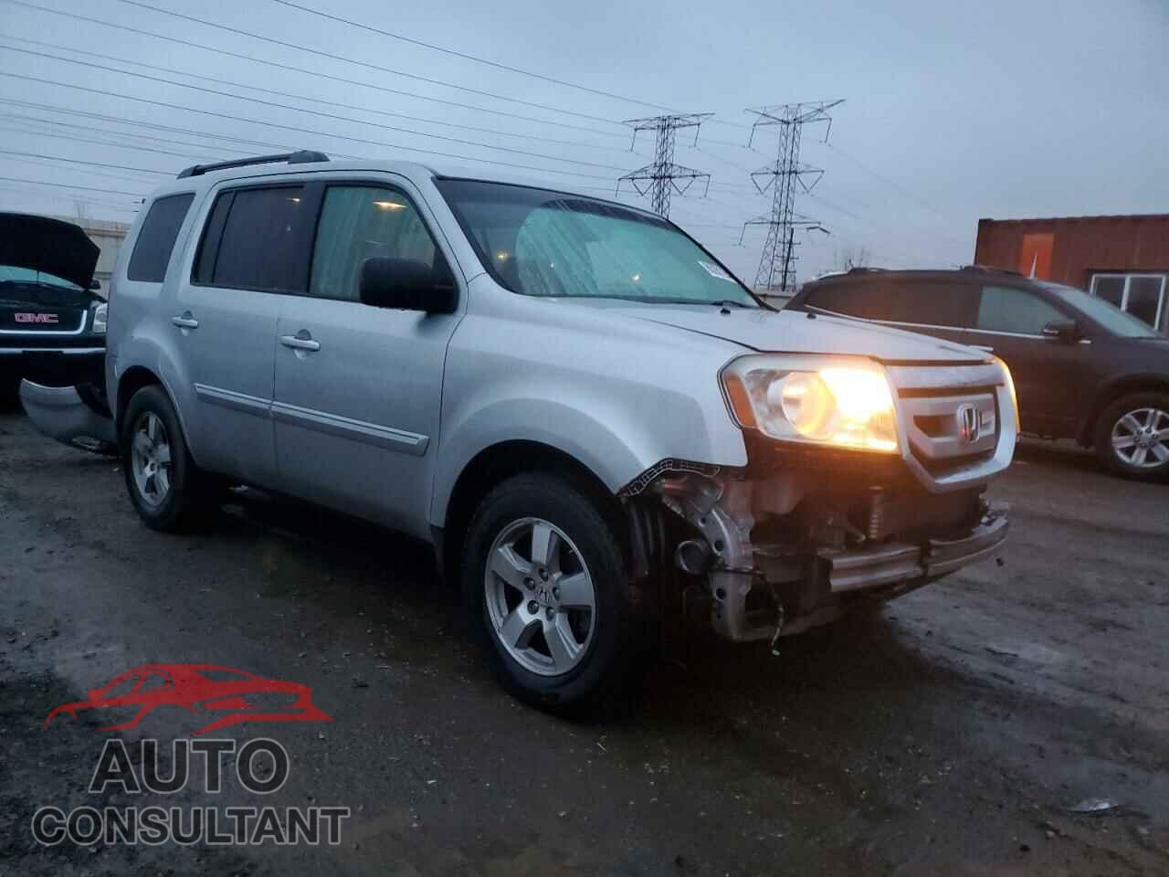 HONDA PILOT 2010 - 5FNYF4H66AB005143