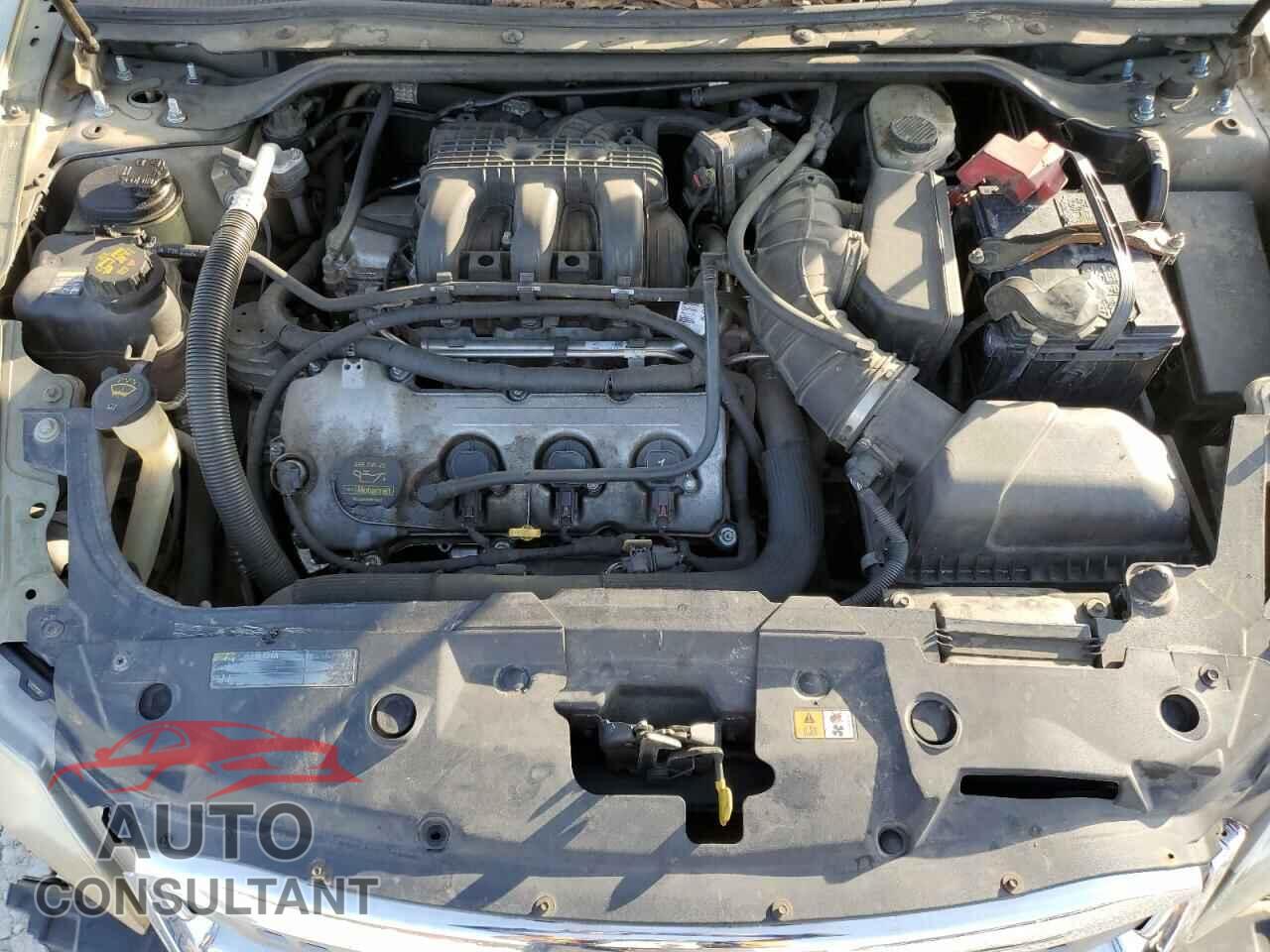 FORD TAURUS 2012 - 1FAHP2FW0CG107315
