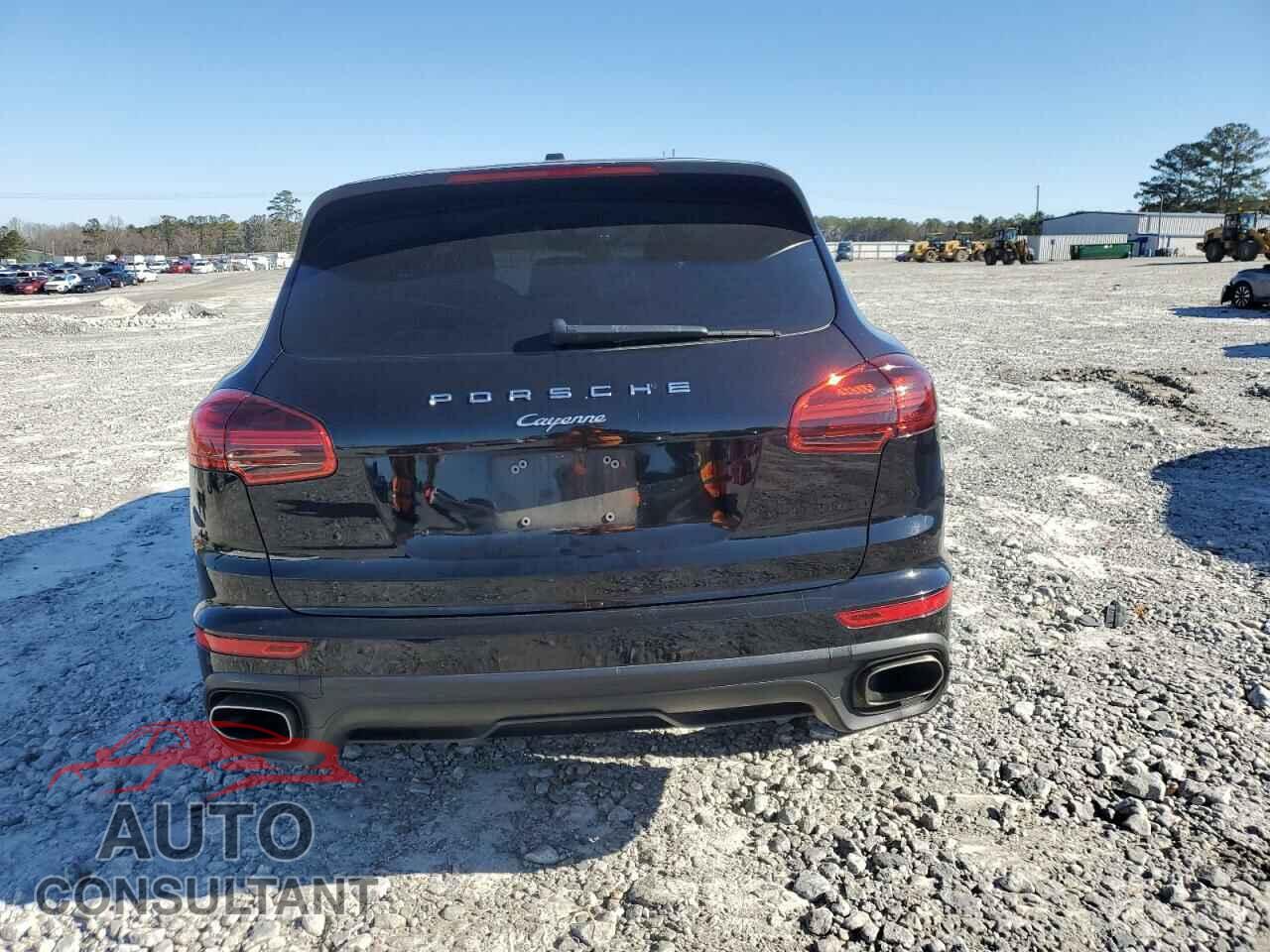 PORSCHE CAYENNE 2017 - WP1AA2A24HKA82326