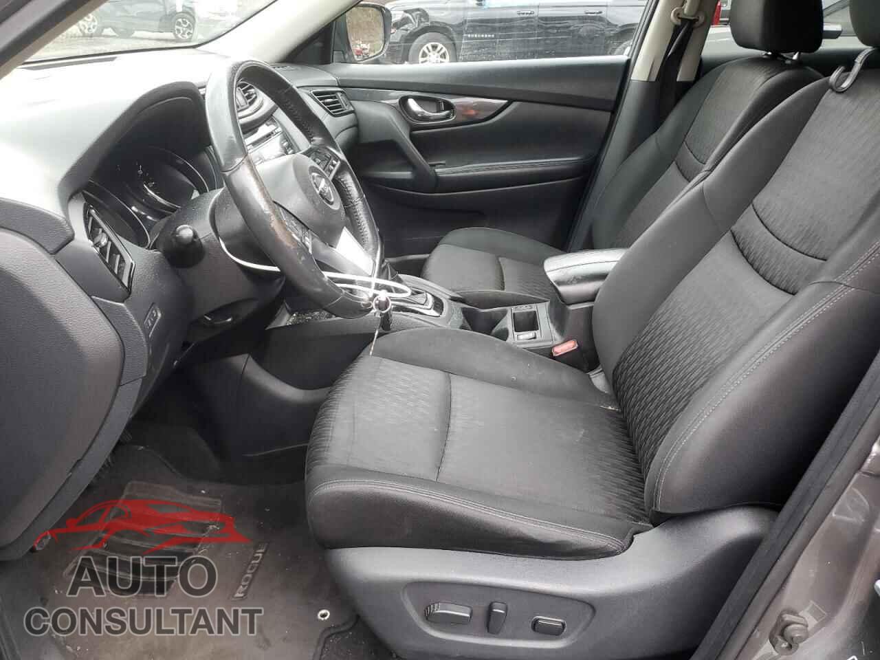 NISSAN ROGUE 2017 - KNMAT2MV3HP582529