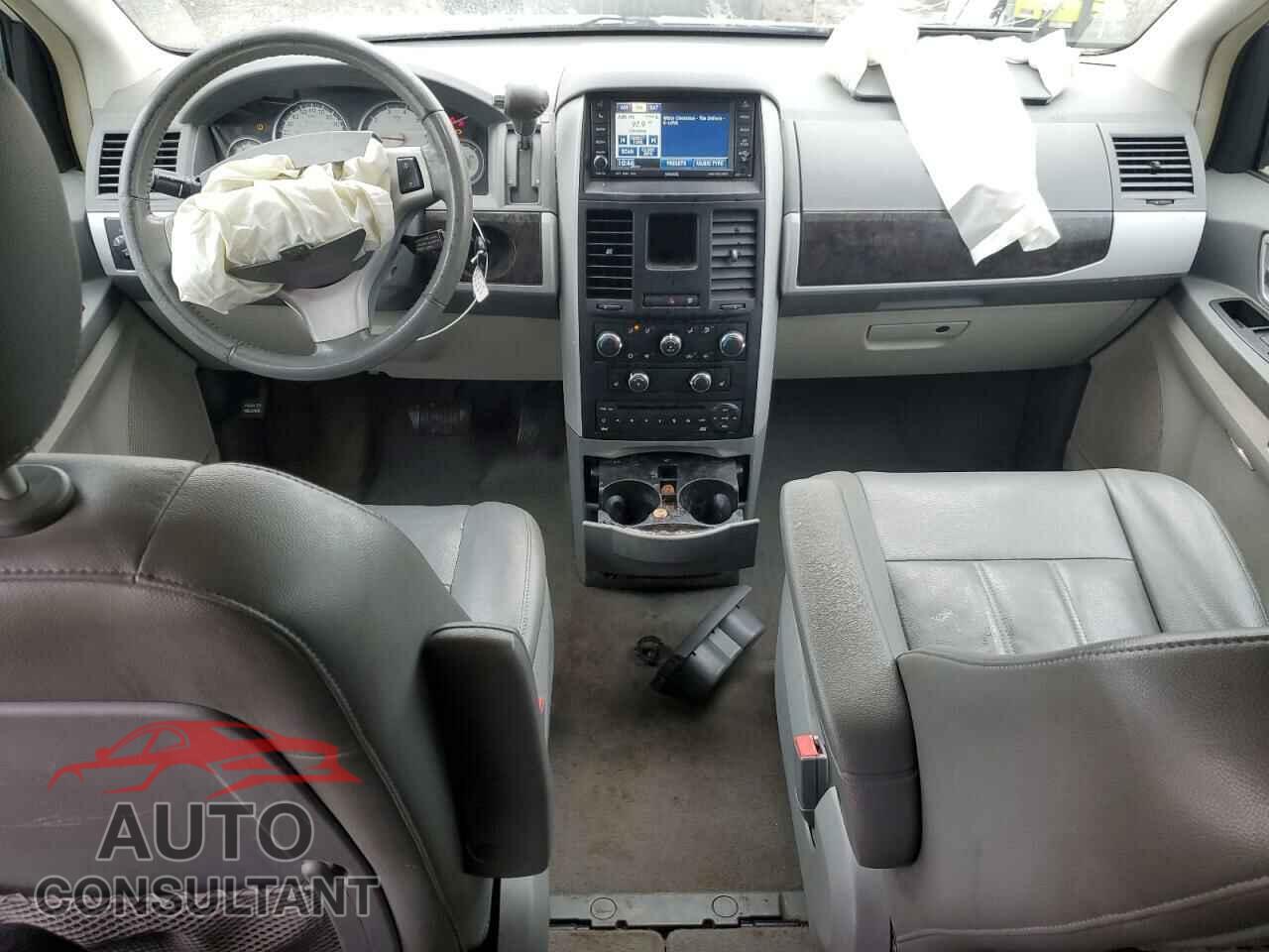 DODGE CARAVAN 2010 - 2D4RN5DX4AR239431