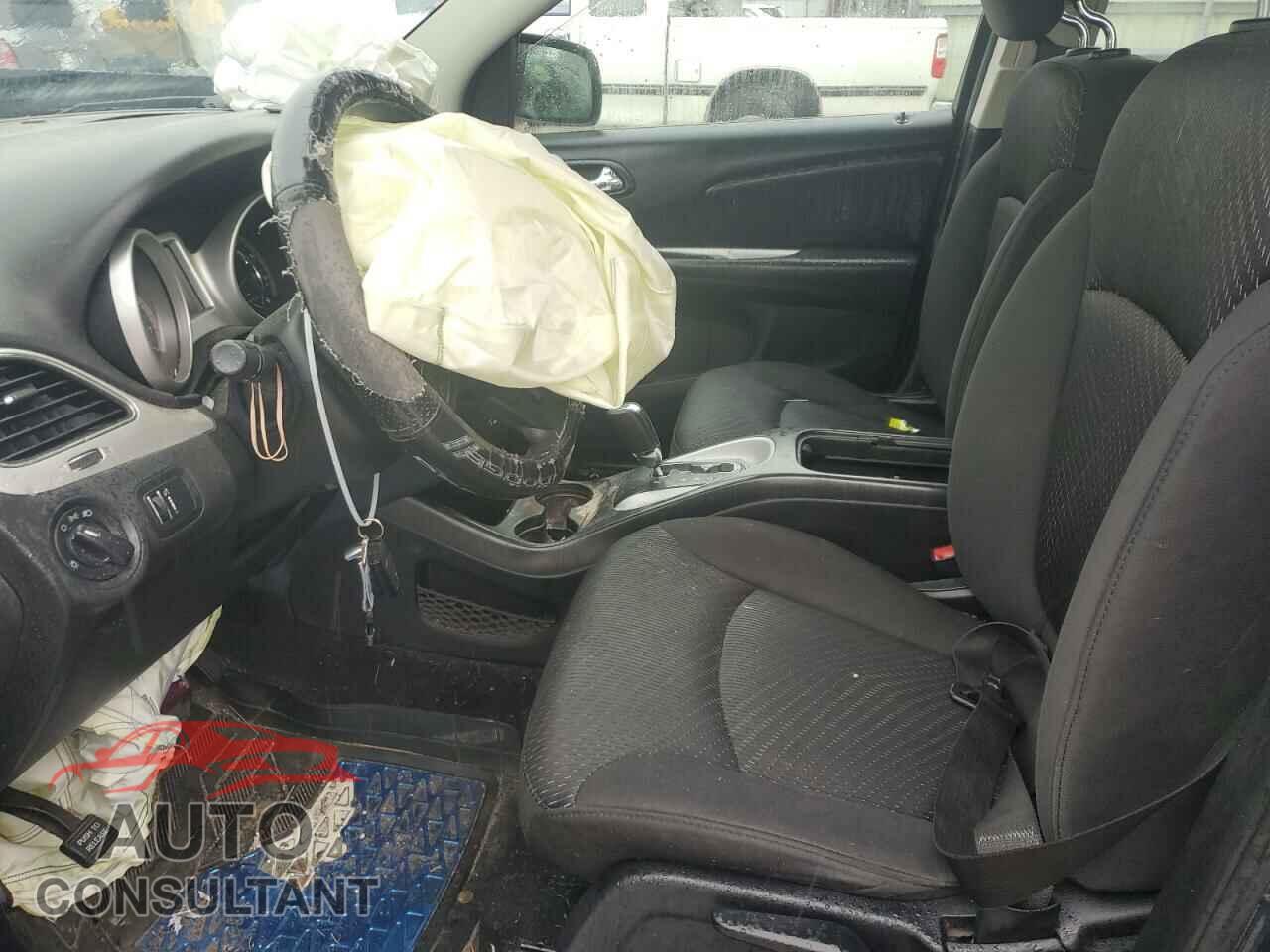 DODGE JOURNEY 2015 - 3C4PDCAB6FT700086