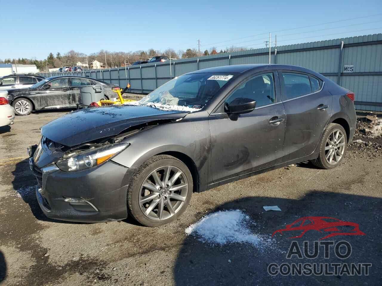 MAZDA 3 2018 - 3MZBN1V39JM158352