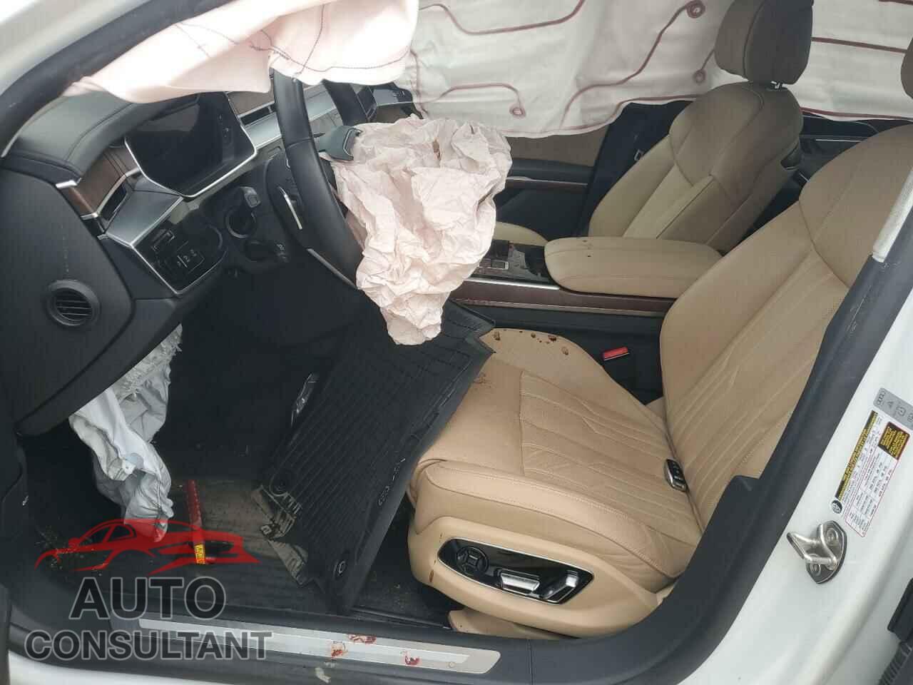 AUDI A8 2021 - WAU8DAF82MN021237