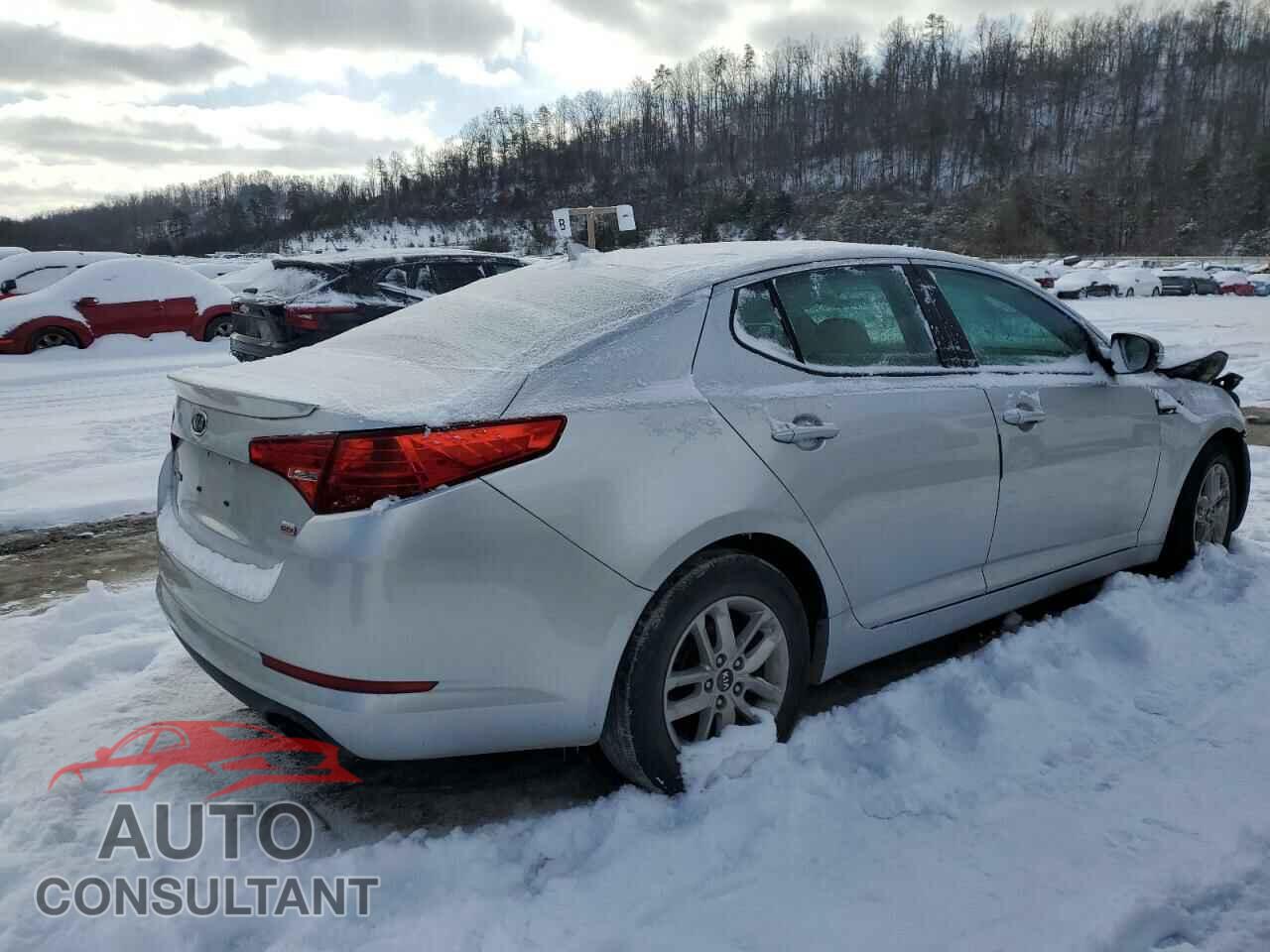 KIA OPTIMA 2011 - KNAGM4A78B5110108