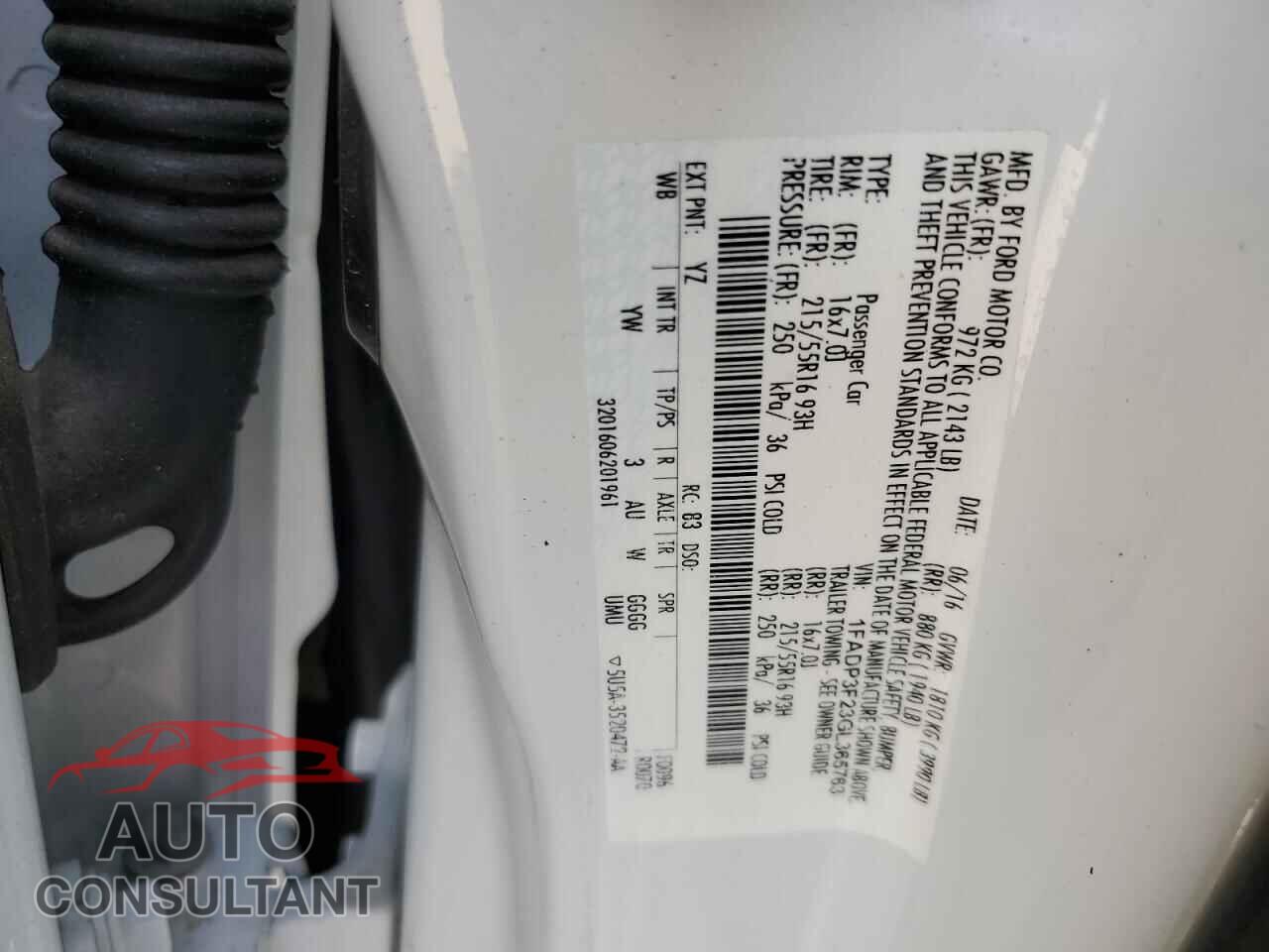 FORD FOCUS 2016 - 1FADP3F23GL365763