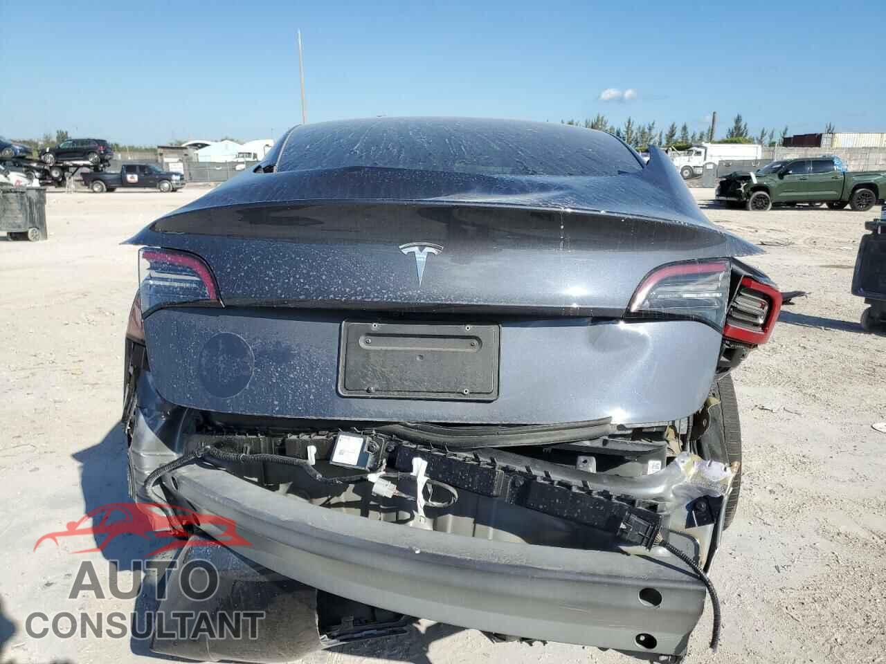 TESLA MODEL 3 2023 - 5YJ3E1EA1PF517017