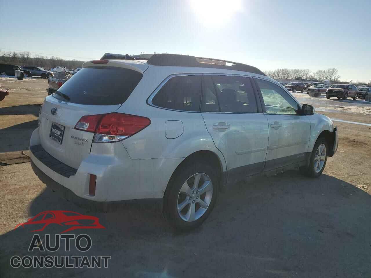 SUBARU OUTBACK 2014 - 4S4BRBLC0E3225908