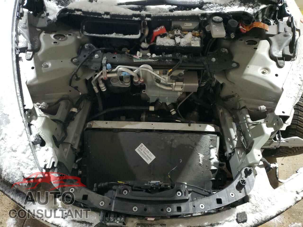 TESLA MODEL 3 2018 - 5YJ3E1EA4JF043930