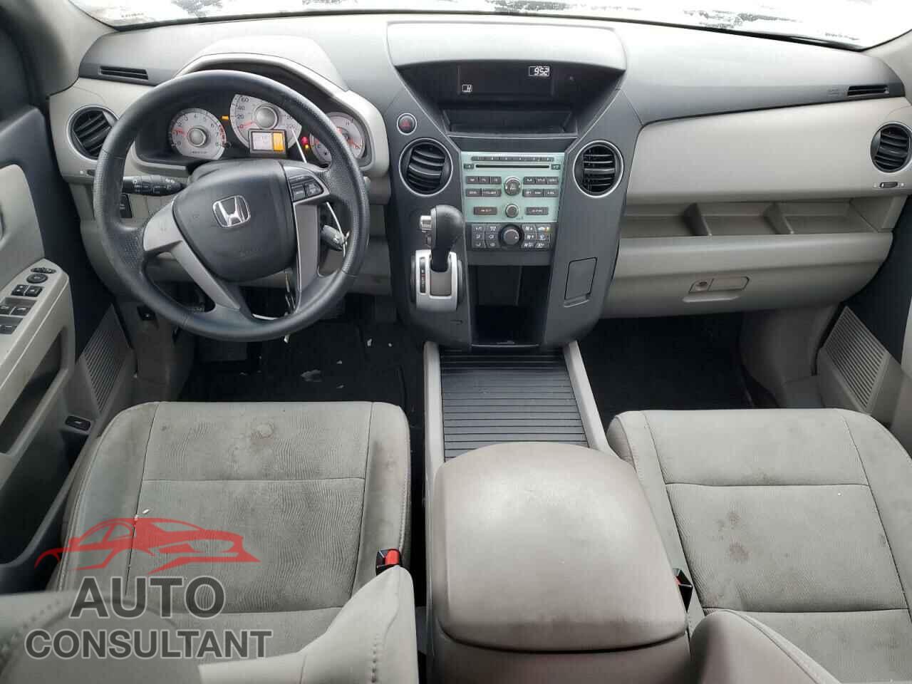 HONDA PILOT 2011 - 5FNYF3H22BB501100