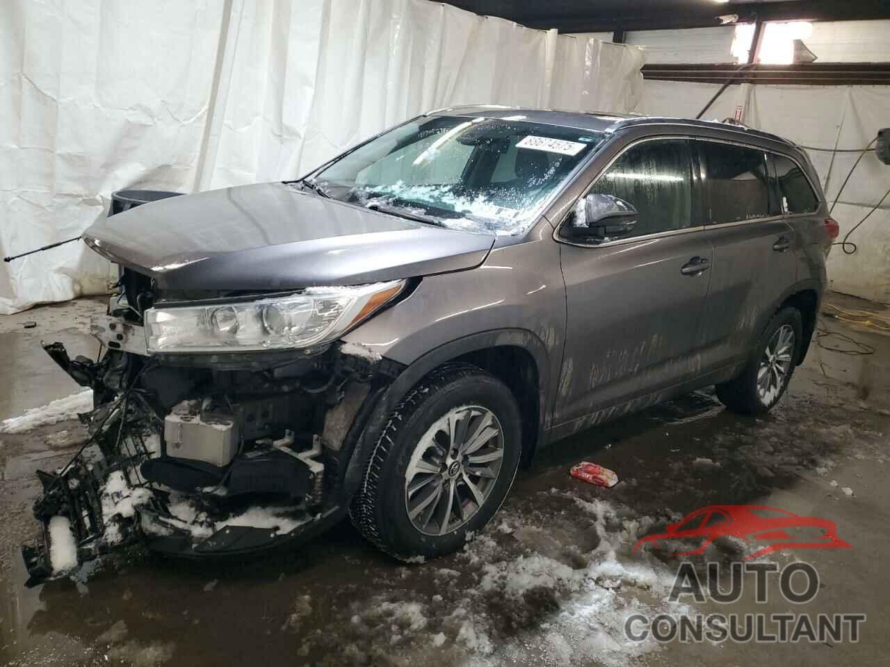 TOYOTA HIGHLANDER 2018 - 5TDJZRFH8JS905600