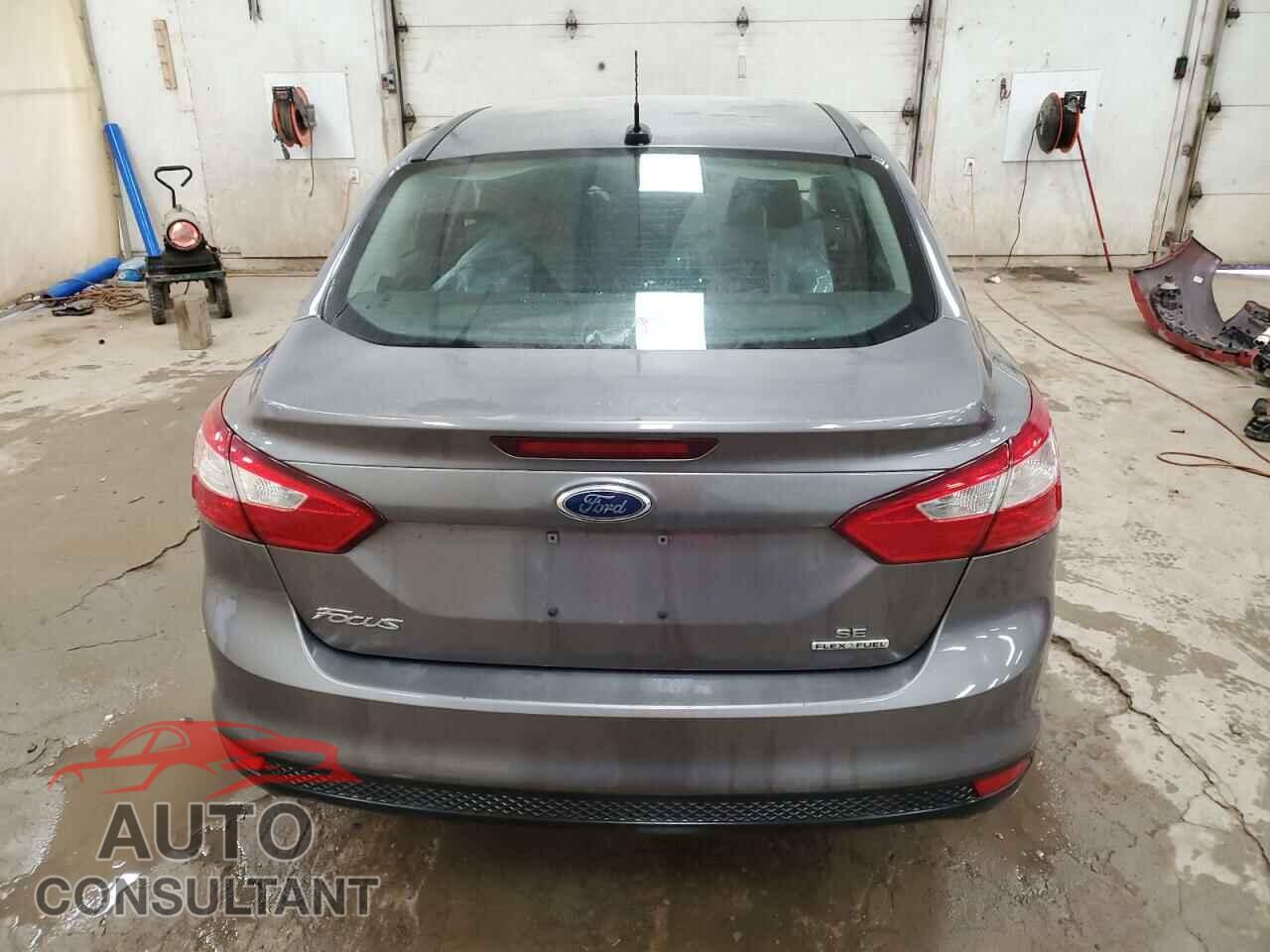 FORD FOCUS 2014 - 1FADP3F26EL129802