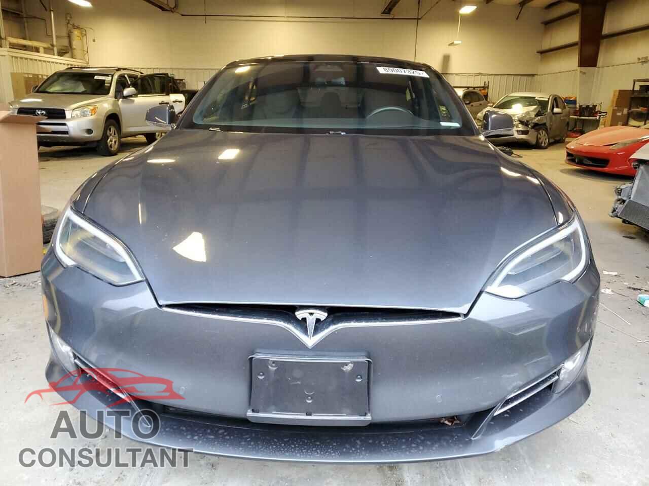 TESLA MODEL S 2018 - 5YJSA1E49JF275456
