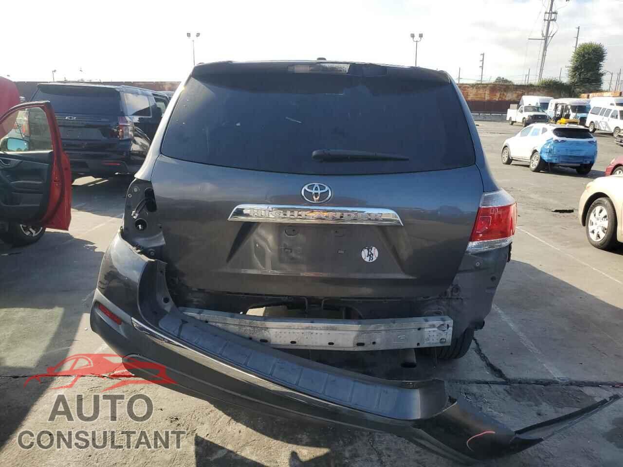 TOYOTA HIGHLANDER 2011 - 5TDZA3EH2BS009643