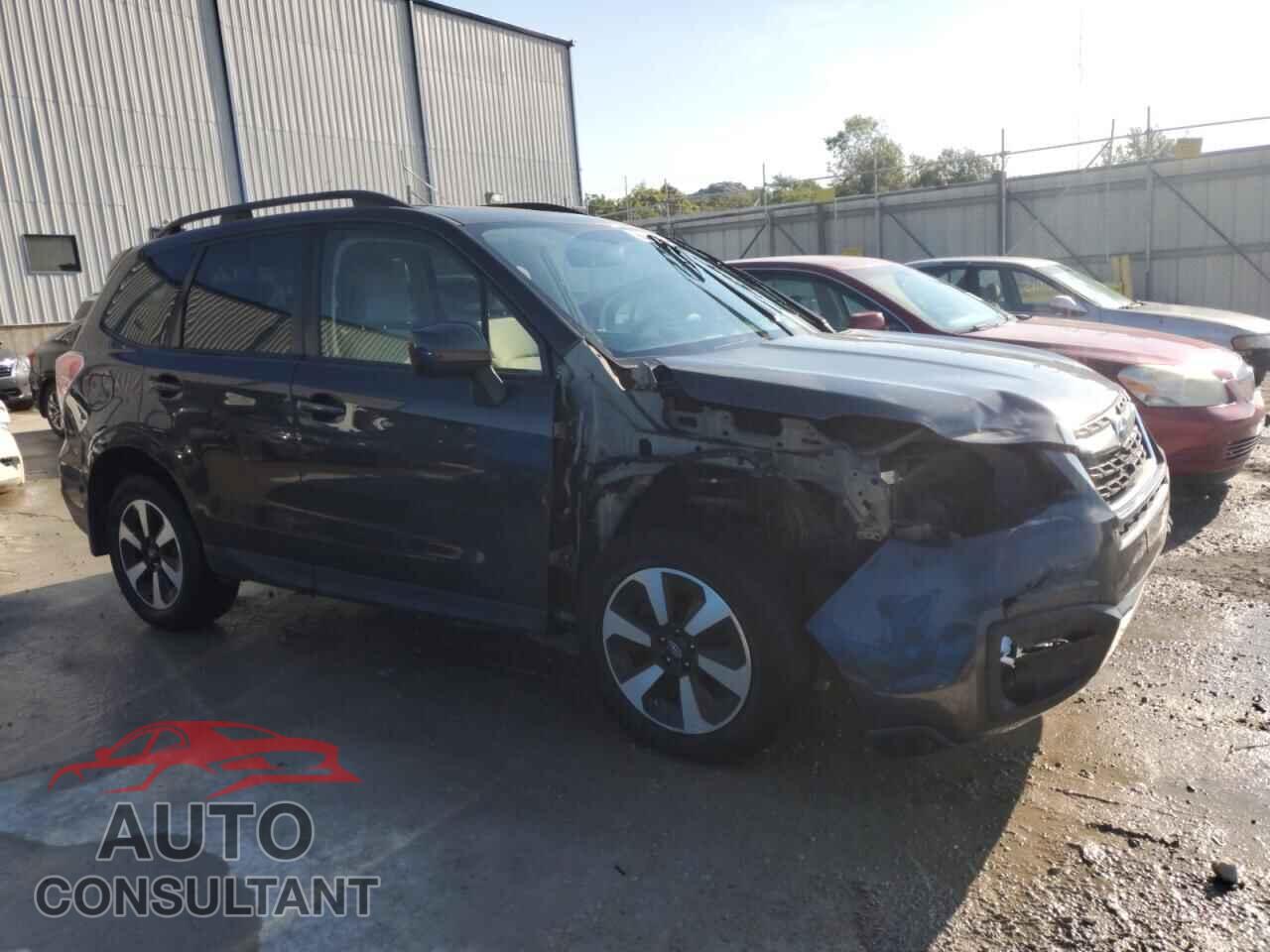 SUBARU FORESTER 2017 - JF2SJAEC1HH570330