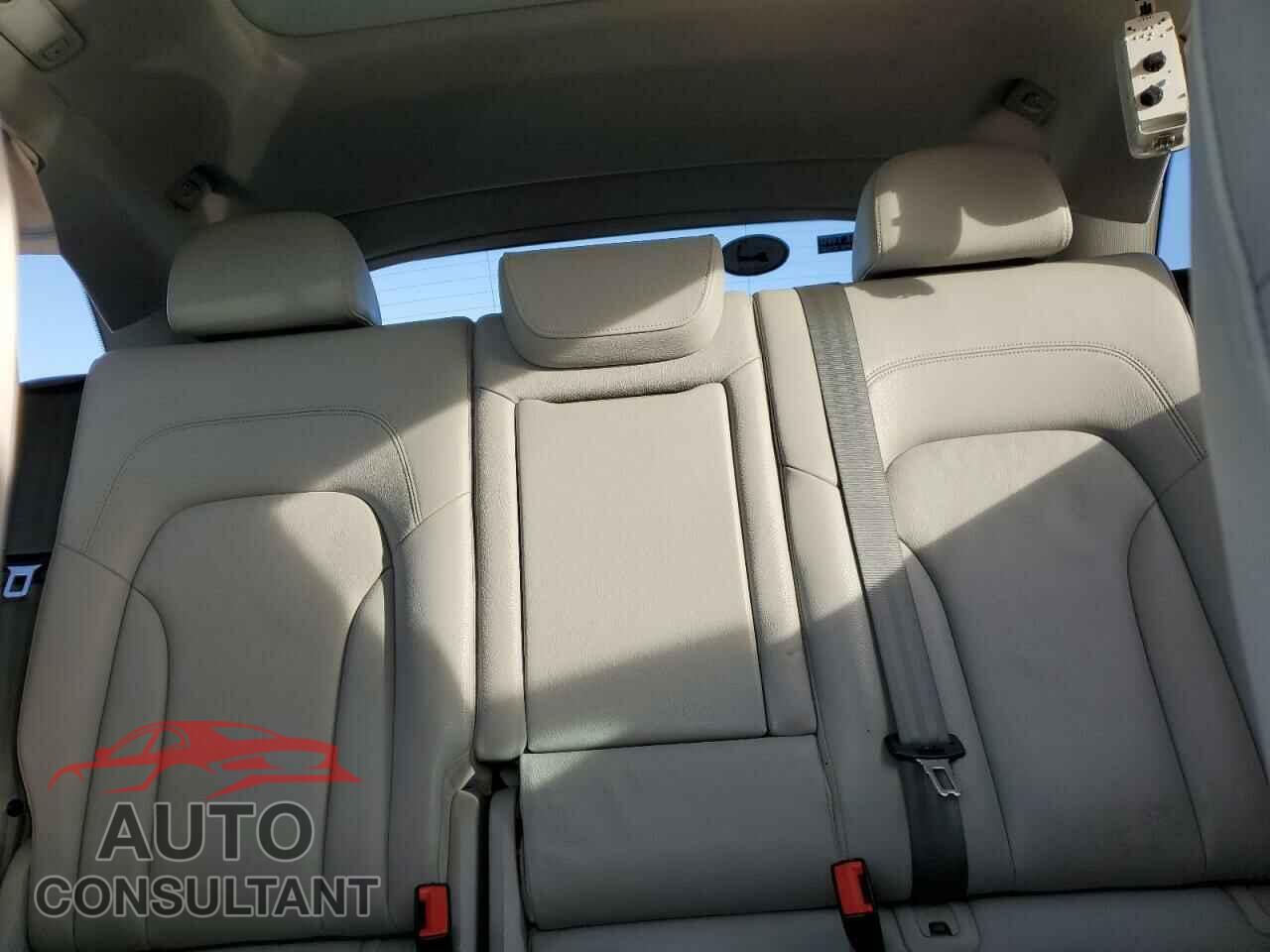 AUDI Q5 2015 - WA1LFAFP4FA057515