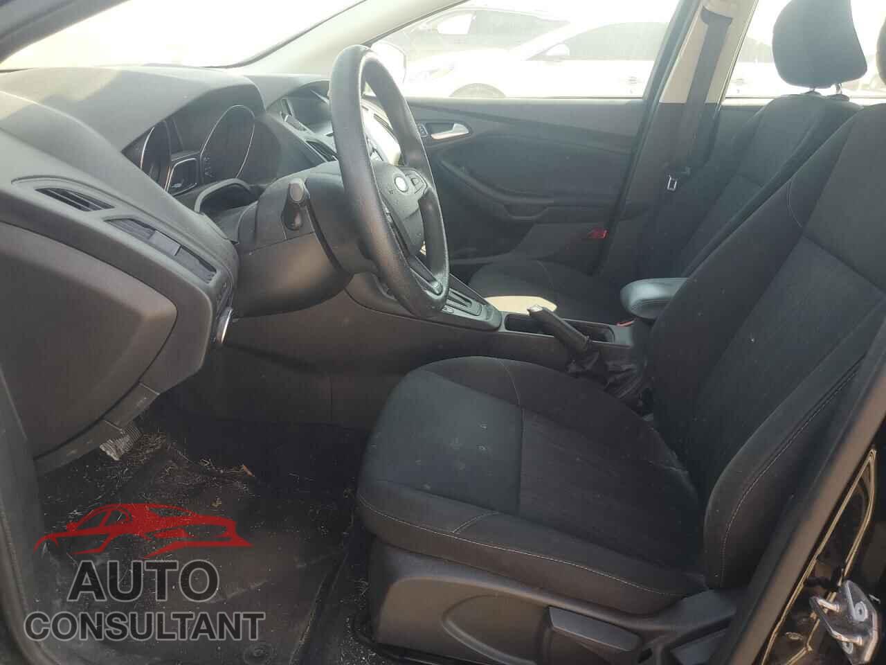 FORD FOCUS 2017 - 1FADP3K27HL245343