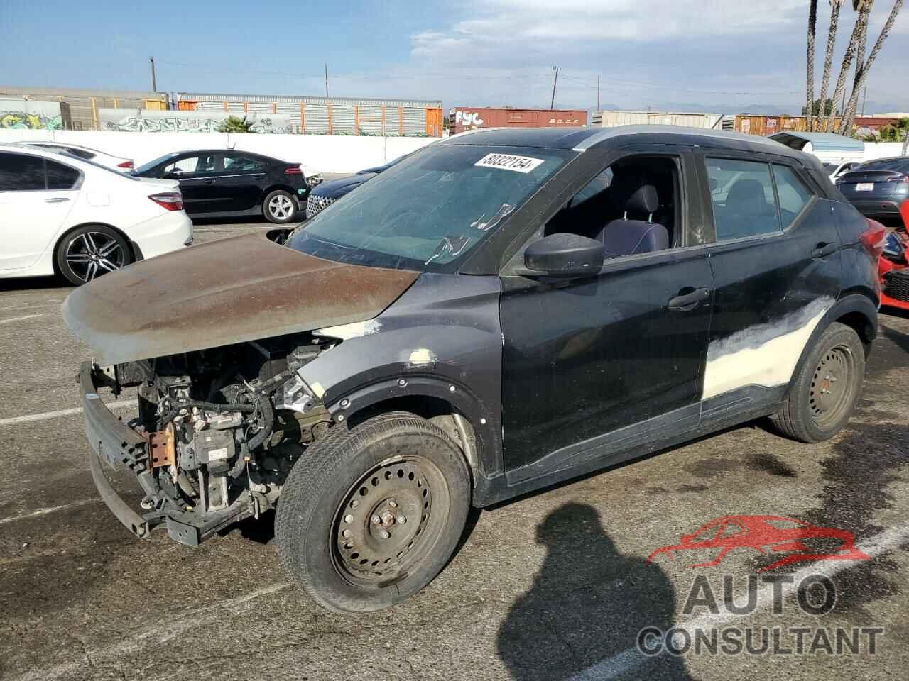 NISSAN KICKS 2018 - 3N1CP5CU6JL530145