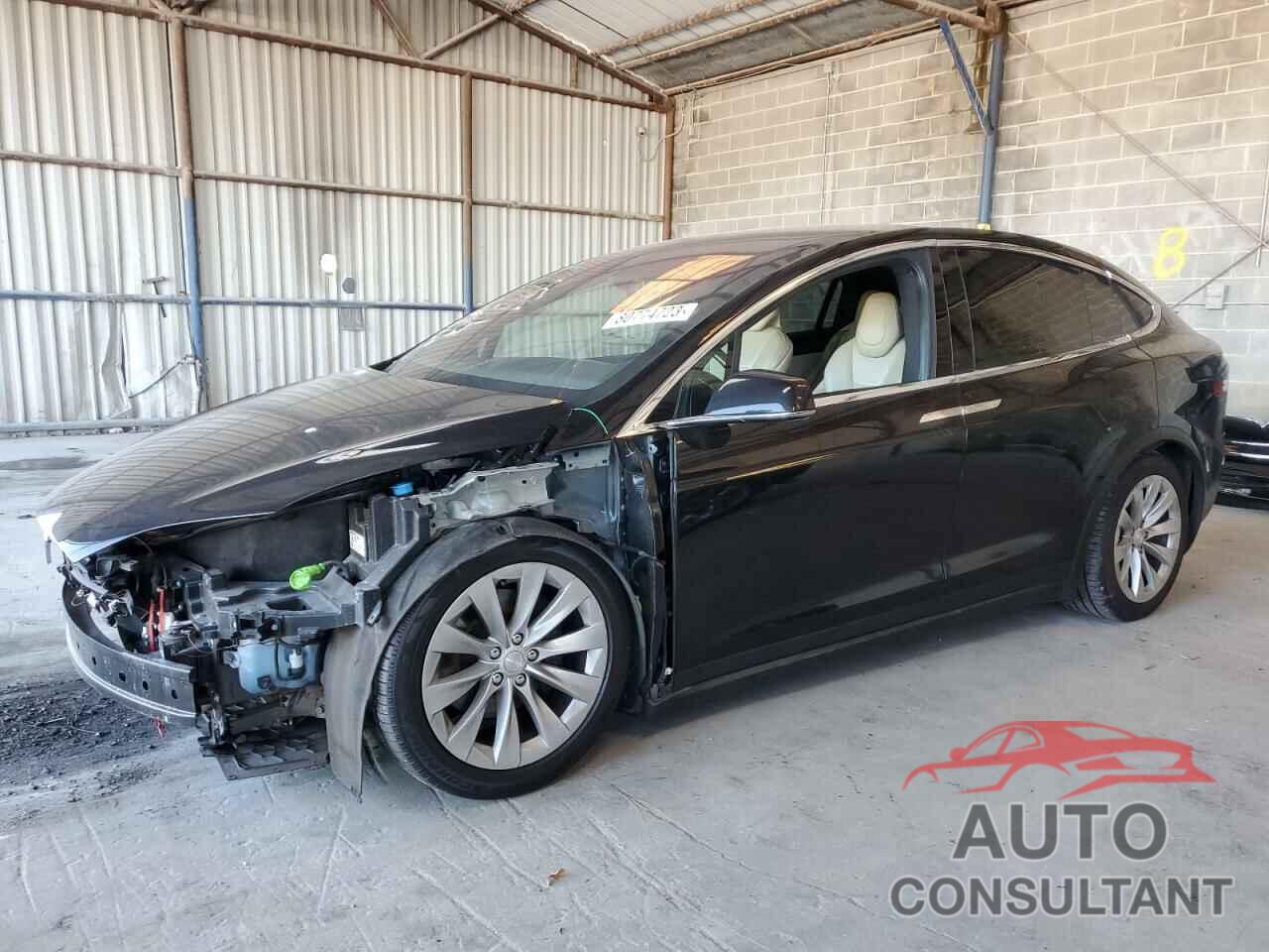 TESLA MODEL X 2016 - 5YJXCBE25GF005394