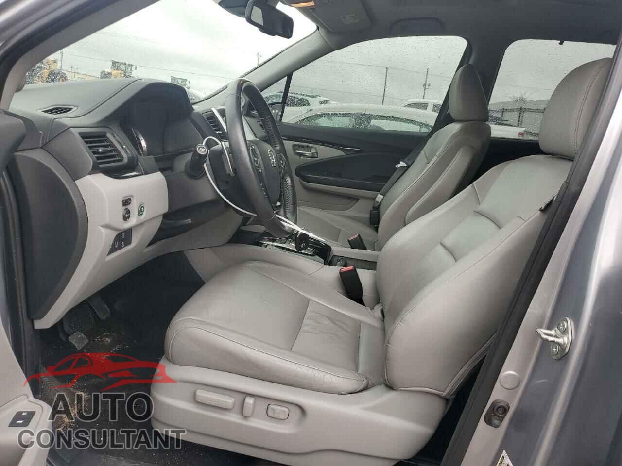HONDA PILOT 2016 - 5FNYF5H92GB032249