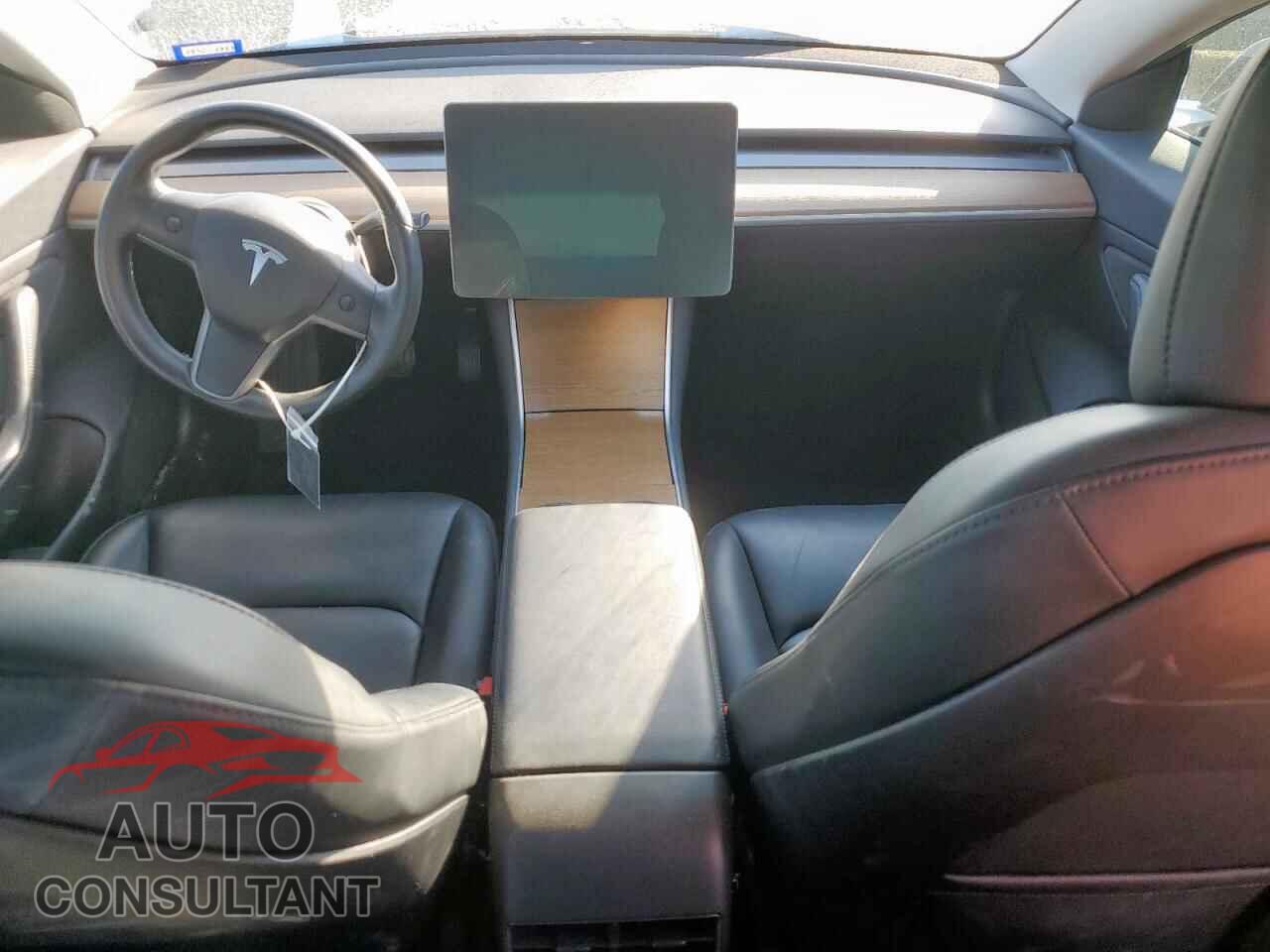 TESLA MODEL 3 2019 - 5YJ3E1EA7KF313430