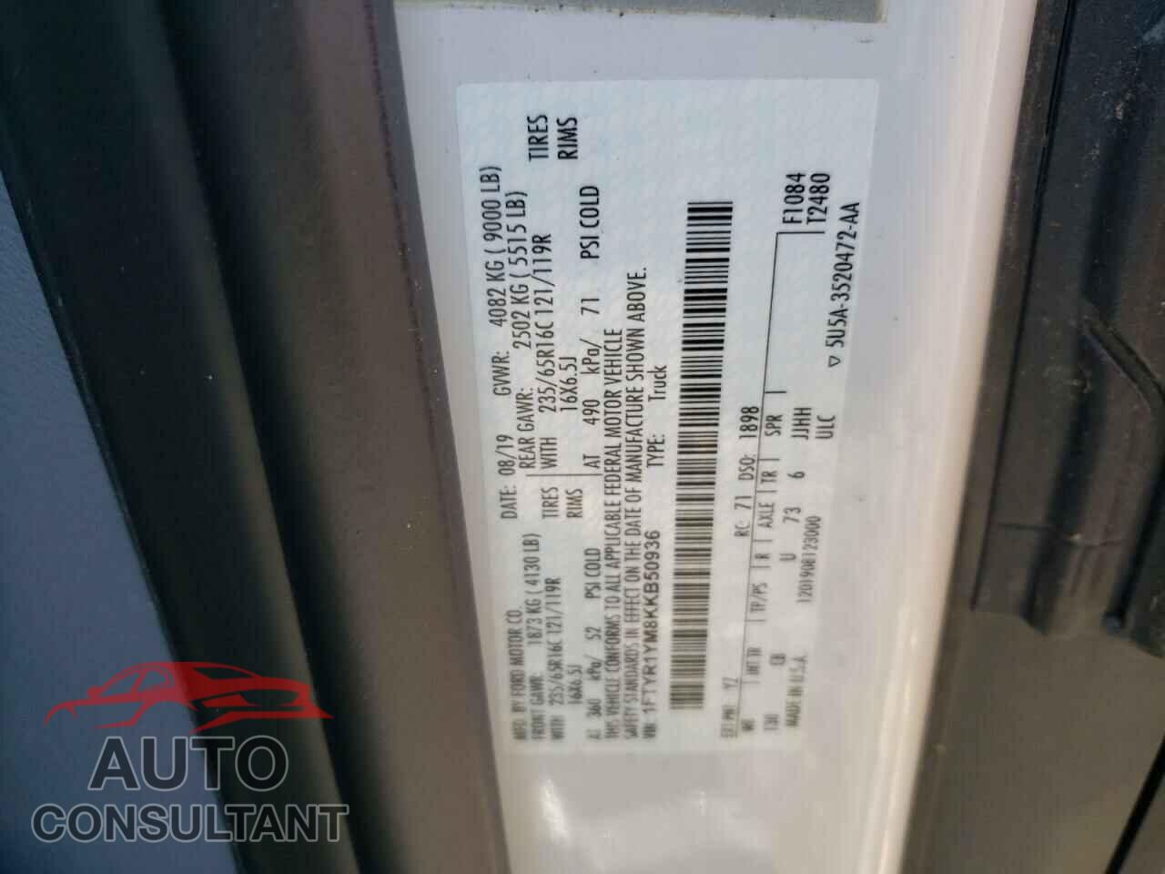 FORD TRANSIT 2019 - 1FTYR1YM8KKB50936