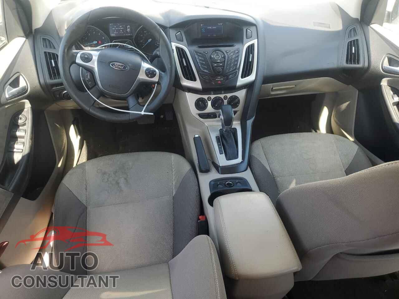 FORD FOCUS 2014 - 1FADP3K28EL268917