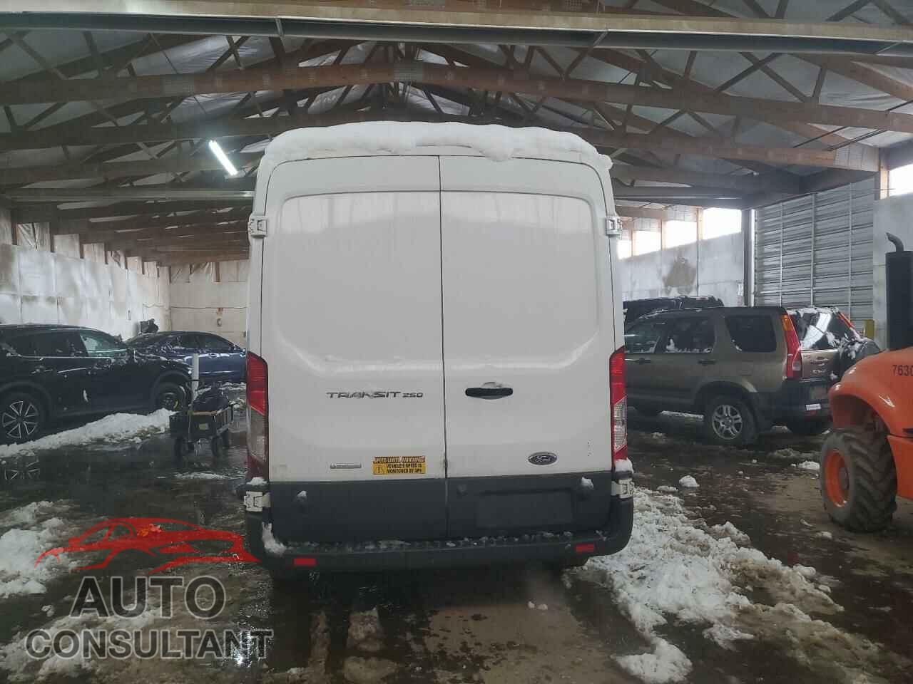 FORD TRANSIT 2016 - 1FTYR2CG8GKA55954